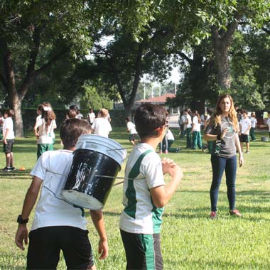Estudiantes jugando Integracion de Estudiantes para Colegios y escuelas ALYAX Monterrey